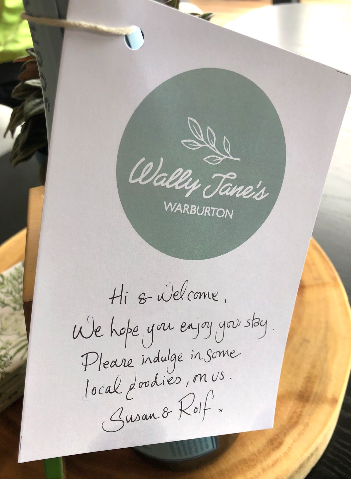Wally Jane's Retail Accommodation Welcome Card