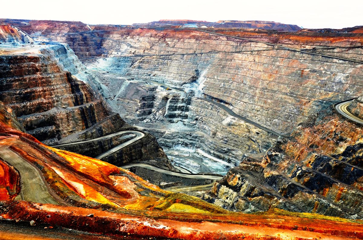 Auric Mining WA based Gold Explorer & Developer